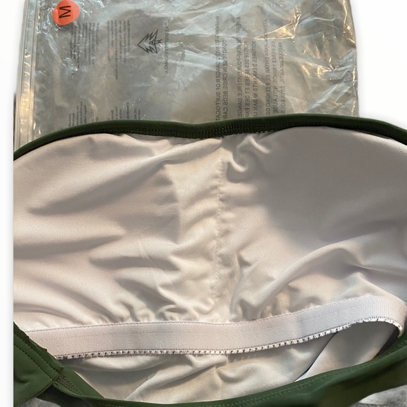 🚨 1 left! Green one piece one shoulder bathingsuit new One left LARGE - Picture 5 of 5